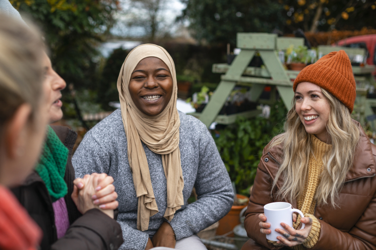 Diverse Women Volunteers image